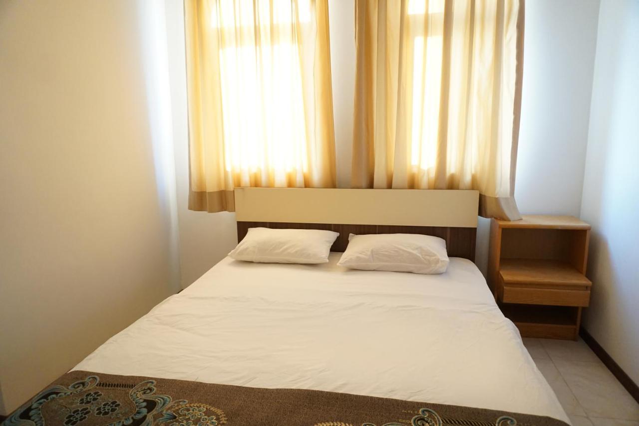 White Horse Hotel Baku Eksteriør billede